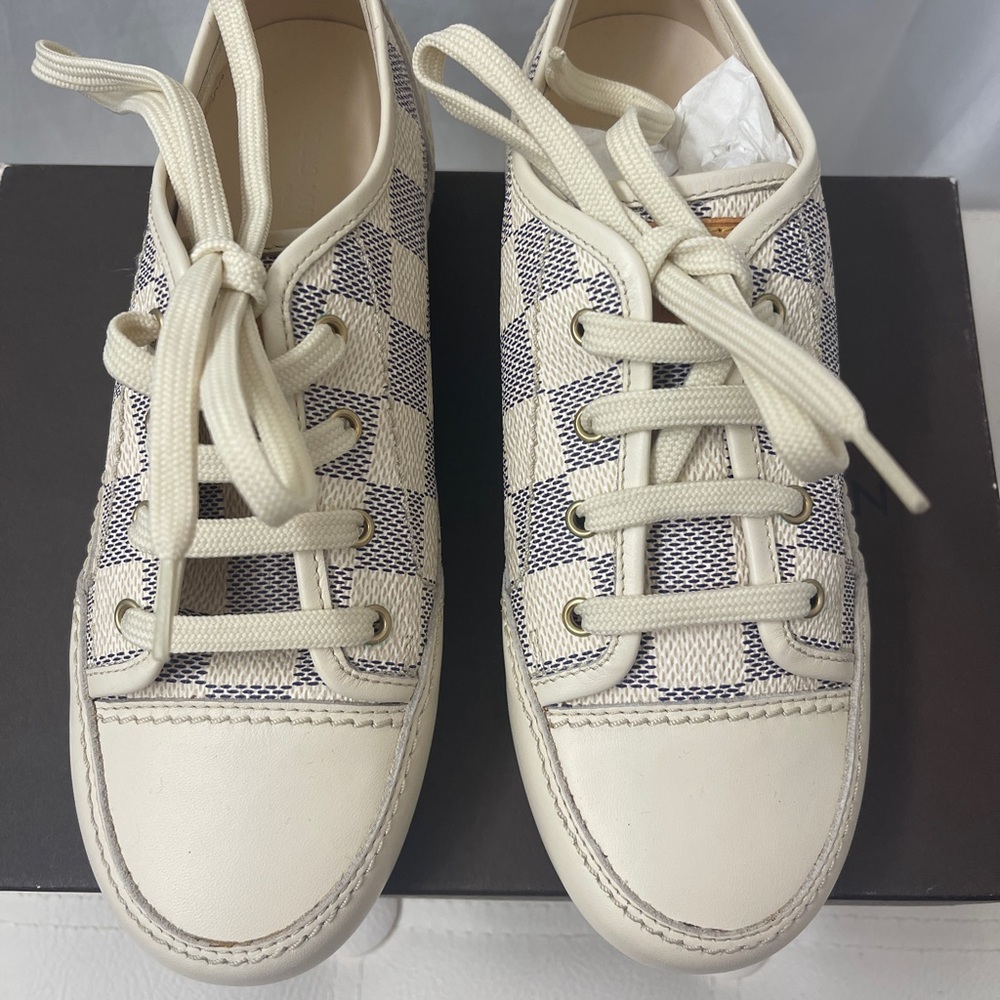 Louis Vuitton CHILDREN Sneakers Available sizes Size 32 US 1